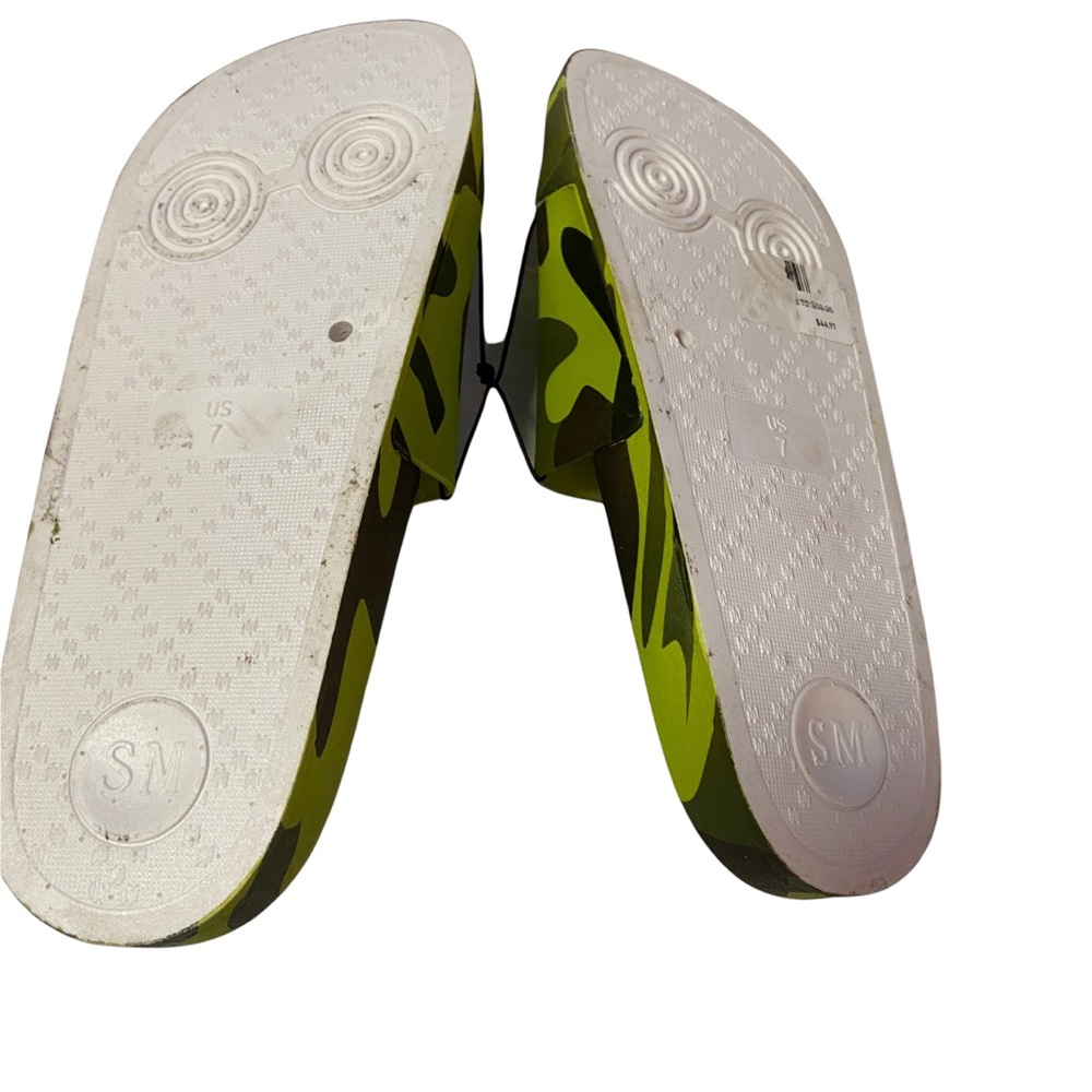 NEW Steve Madden Sofi Slide Sandal in Camo - Picture 4 of 4
